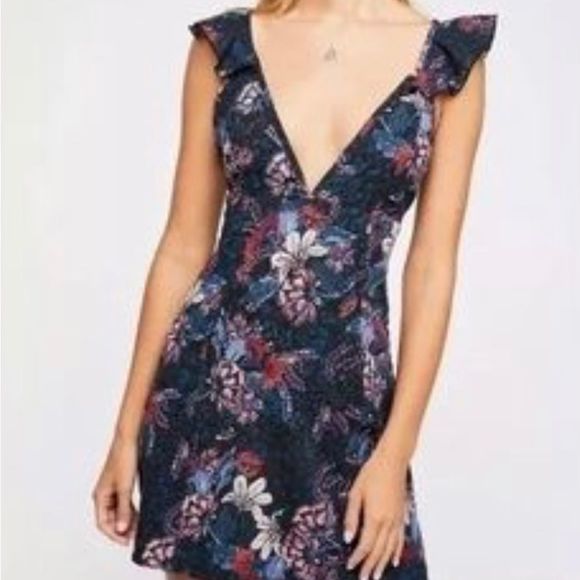 NEW FREE PEOPLE JOSIE DEEP V MINI
NIGHT COMBO
SIZE L NWOT - Picture 2 of 9